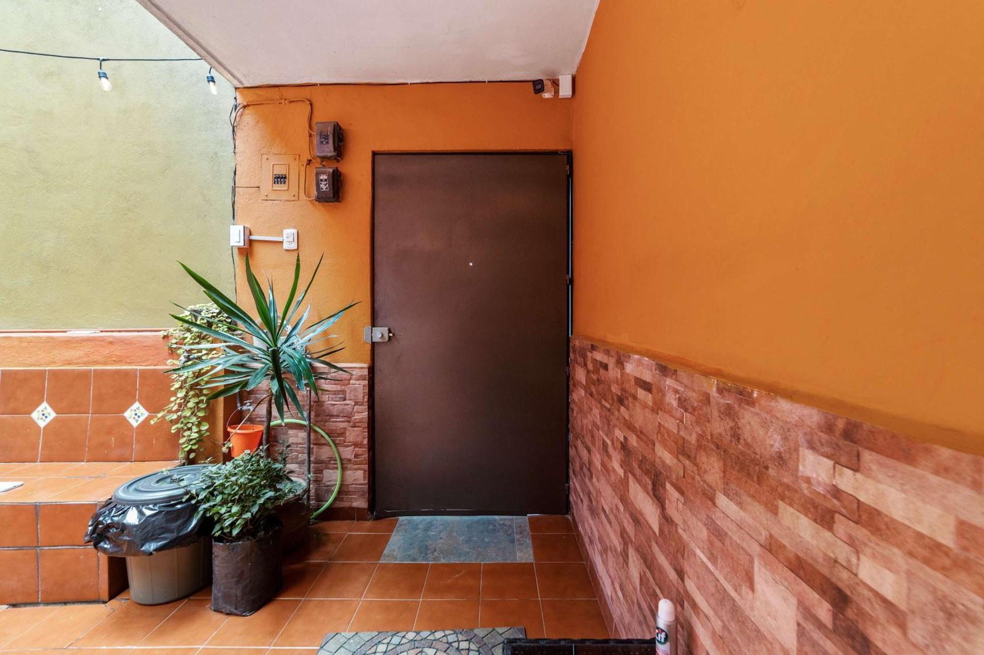 Charming 2-Bedroom Retreat In Lomas De Bezares Мехико Экстерьер фото